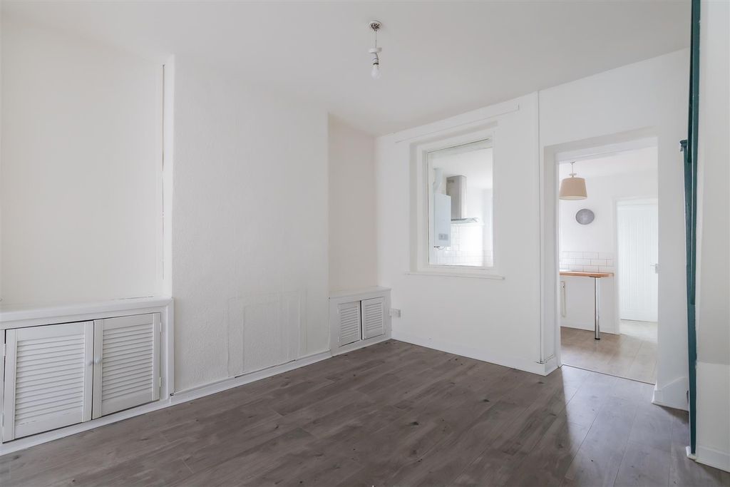 Property photo 3 of 13 23 (7 Of 12).Jpg