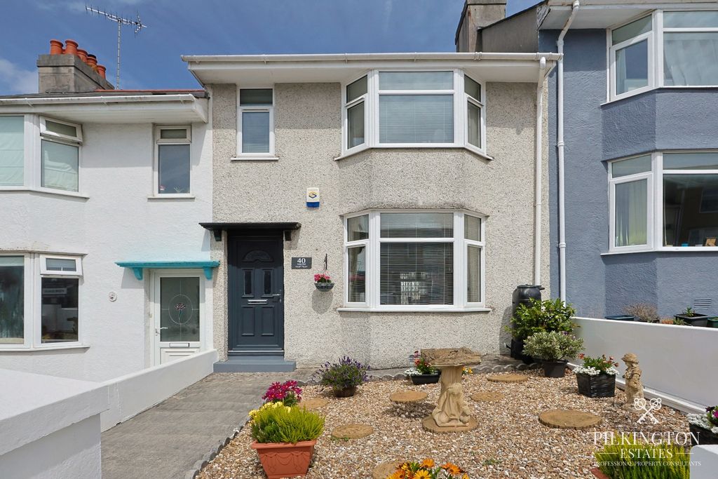 Property photo 1 of 18 5199490