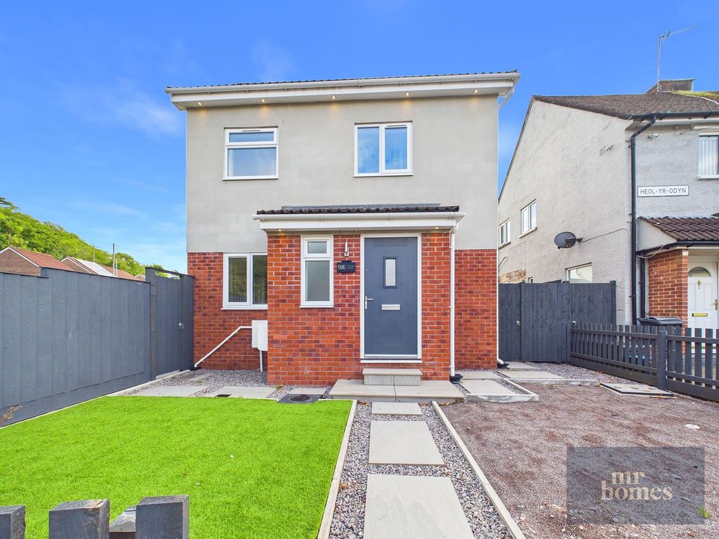 Property photo 1 of 34