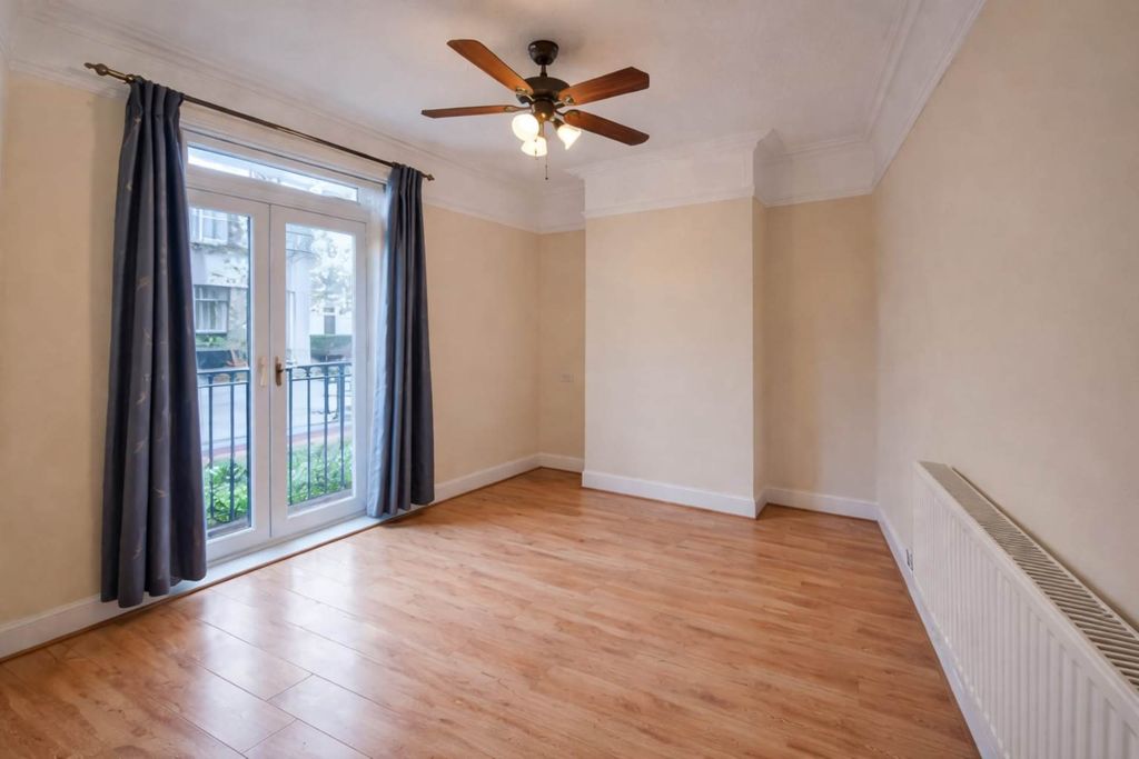 Property photo 3 of 7