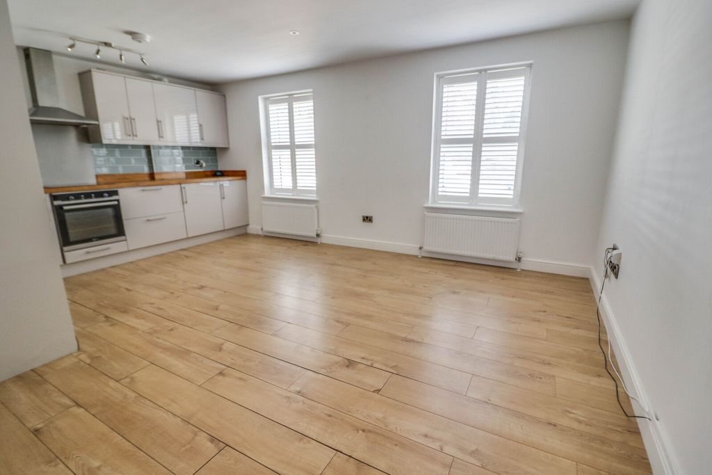 Property photo 3 of 13 Picture No. 08