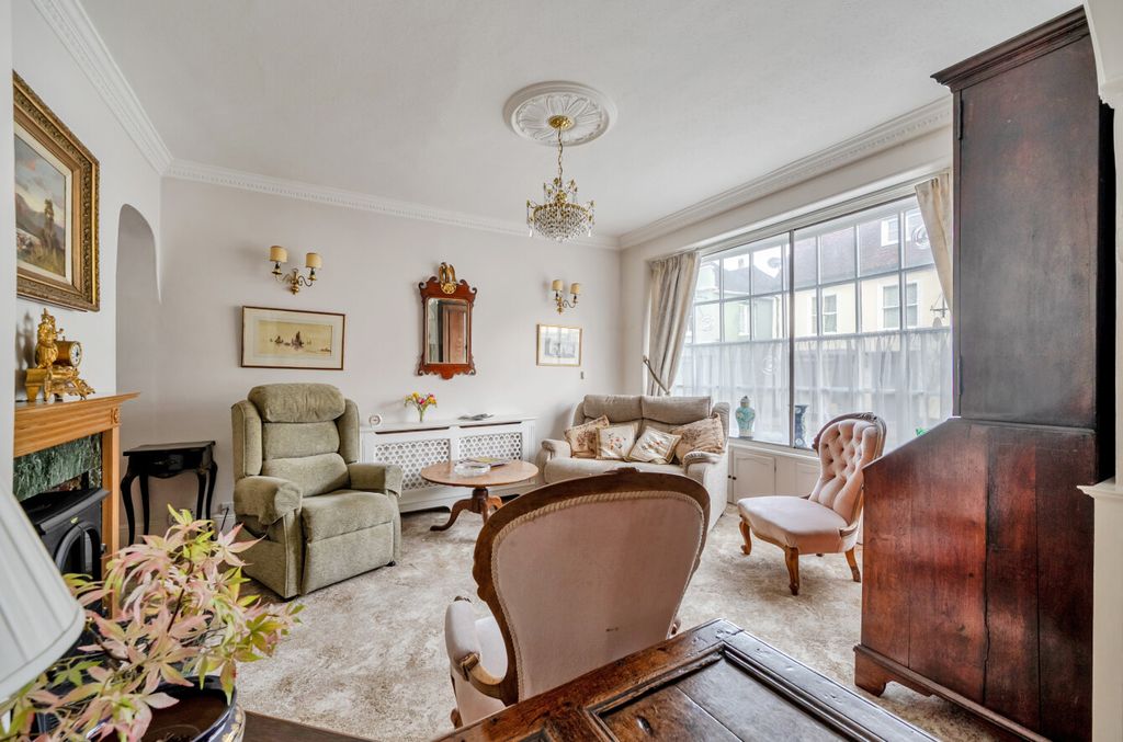 Property photo 2 of 15 1409247-18-6989d7...