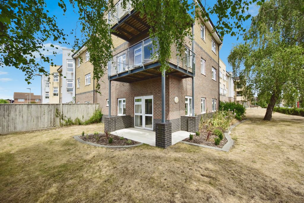 Property photo 1 of 16