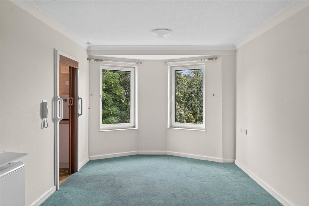 Property photo 3 of 23 Homescott House