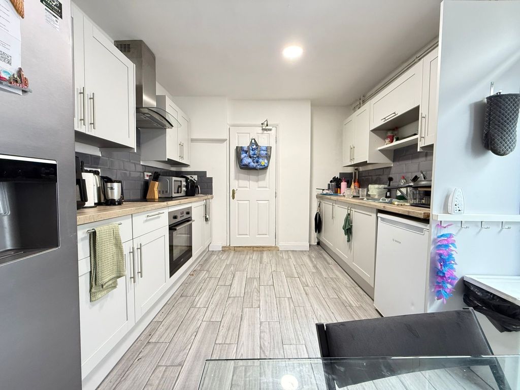 Property photo 2 of 9 43Eb8672-9Daa-45d6-852E-4F9965F17285