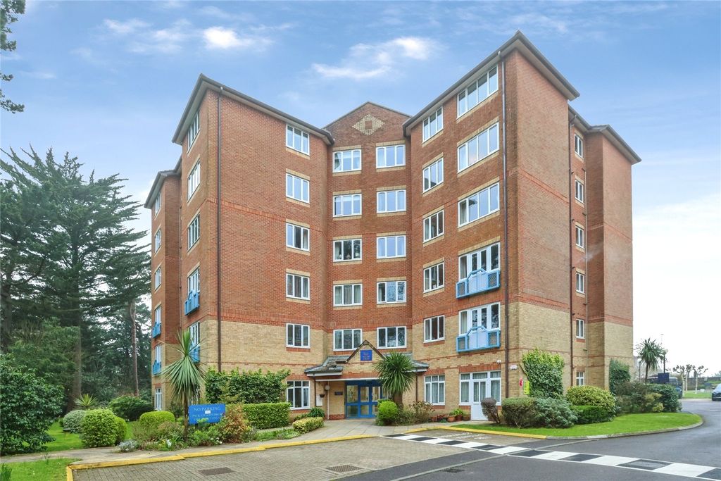 Property photo 1 of 20 Picture No. 18