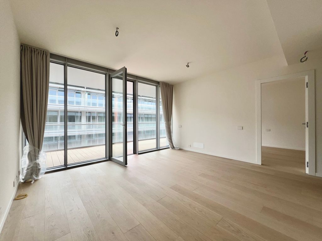 Property photo 1 of 28