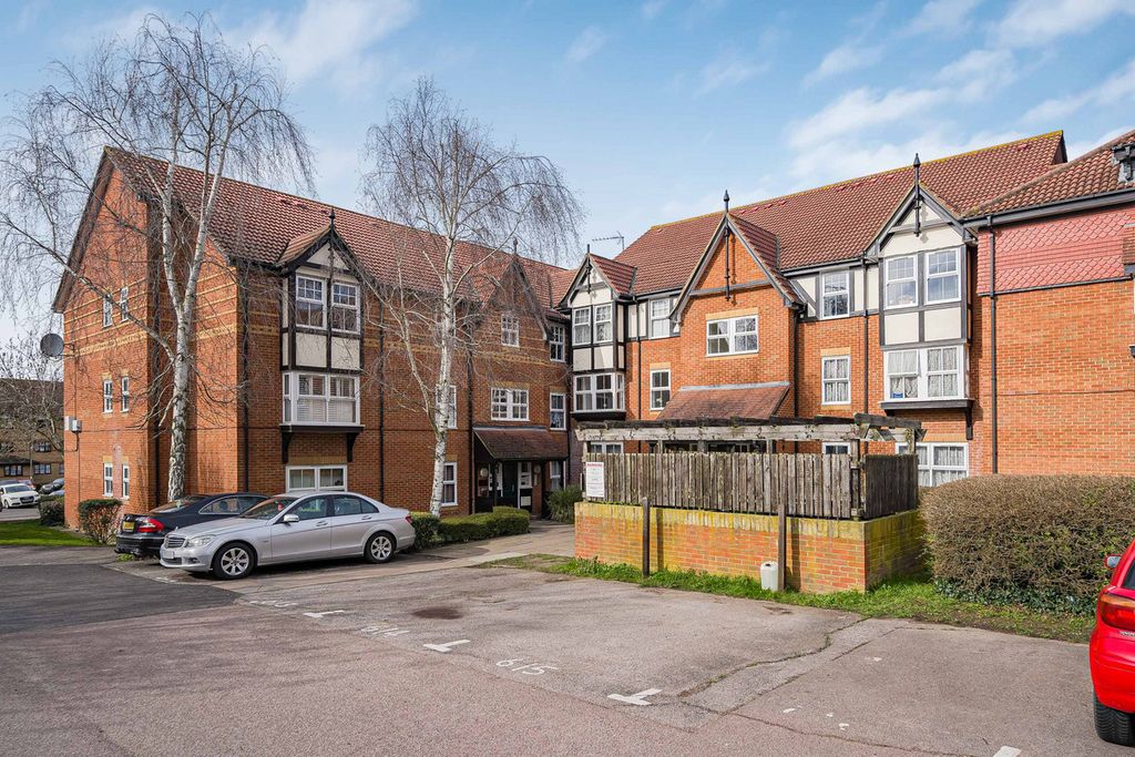 Property photo 1 of 9