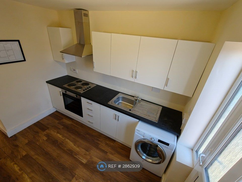 Property photo 1 of 6 Refurbished Kitchen