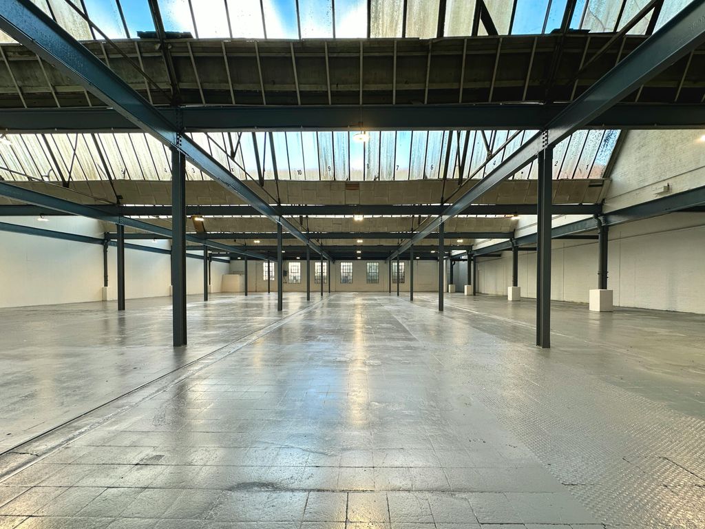 Property photo 2 of 13 Img_5576.Jpg