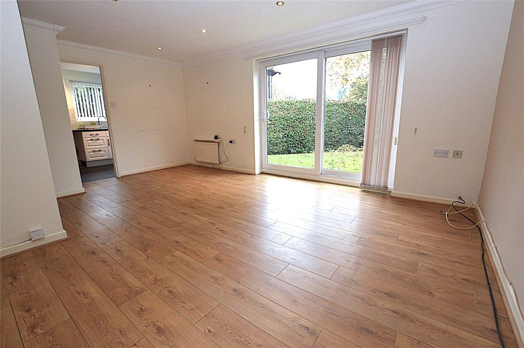 Property photo 3 of 9 Picture No. 02