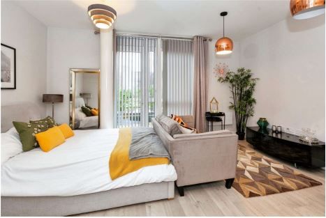 Property photo 2 of 12