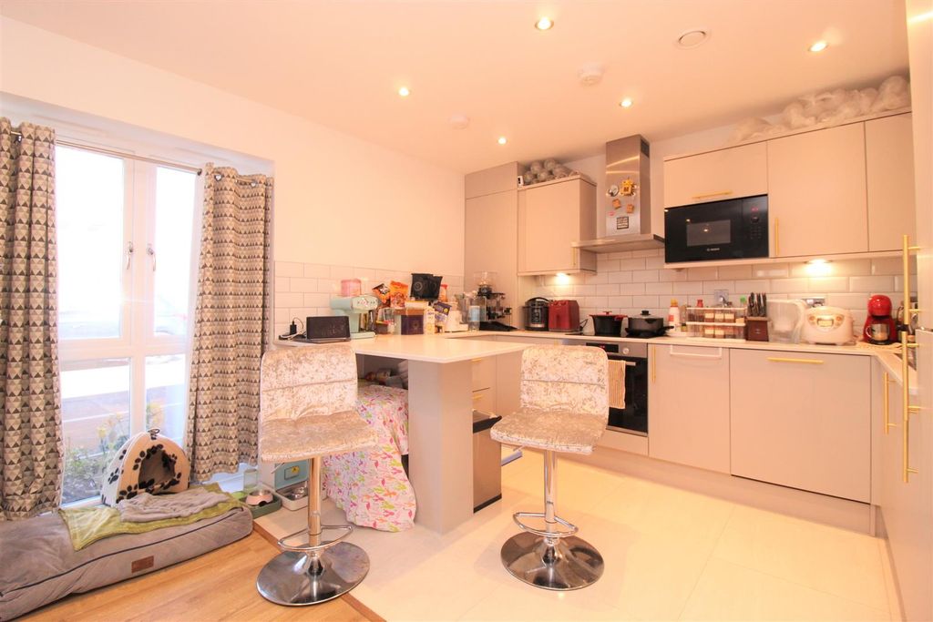 Property photo 3 of 11 Img_8549.Jpg