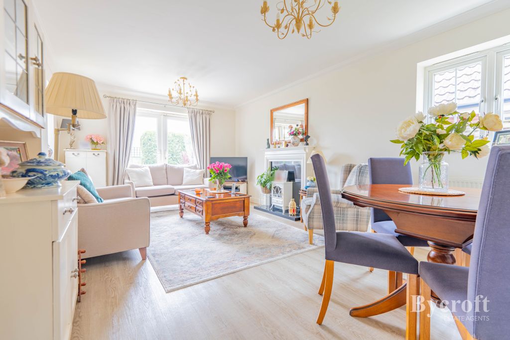 Property photo 3 of 20