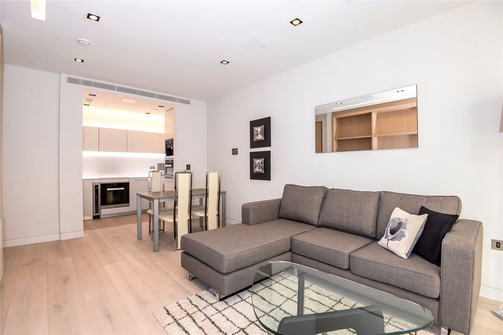 Property photo 3 of 8 Picture No. 04