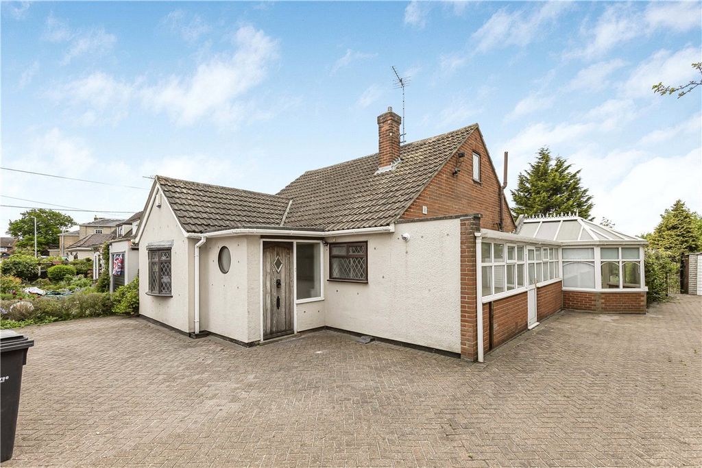 Property photo 1 of 32 Picture No. 01