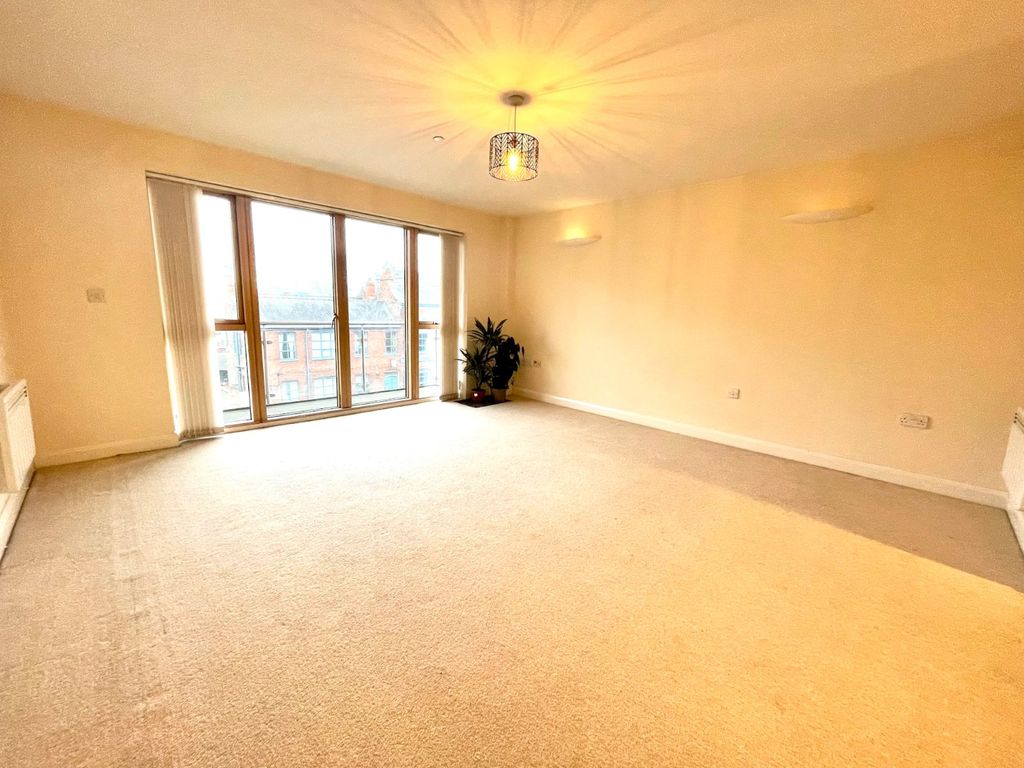 Property photo 2 of 8 Living Room