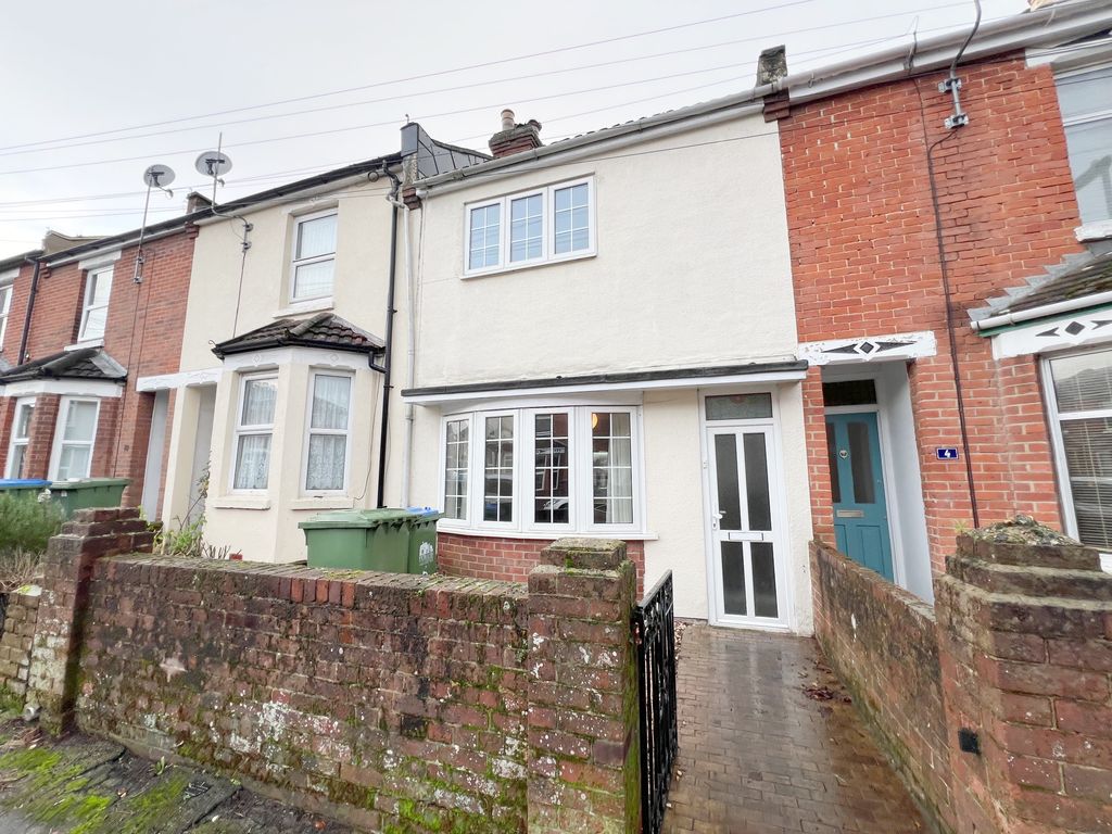 Property photo 1 of 11