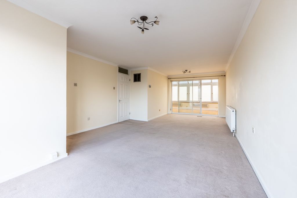 Property photo 2 of 21 Dsc01921-Hdr