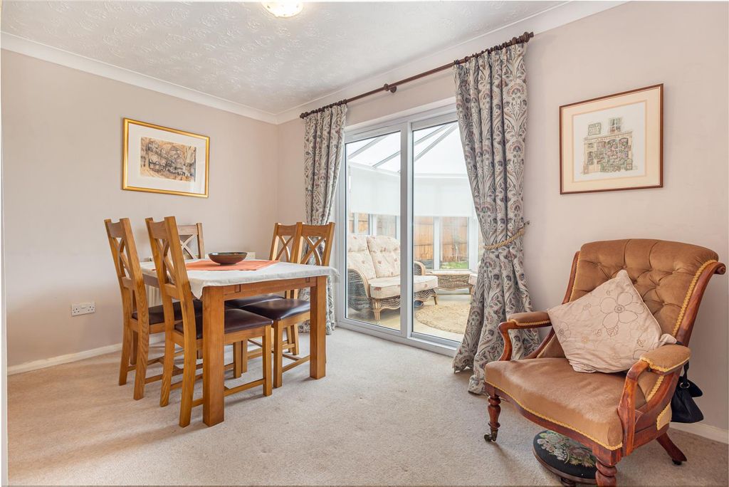 Property photo 2 of 23 Dinig-Room-1.Jpg