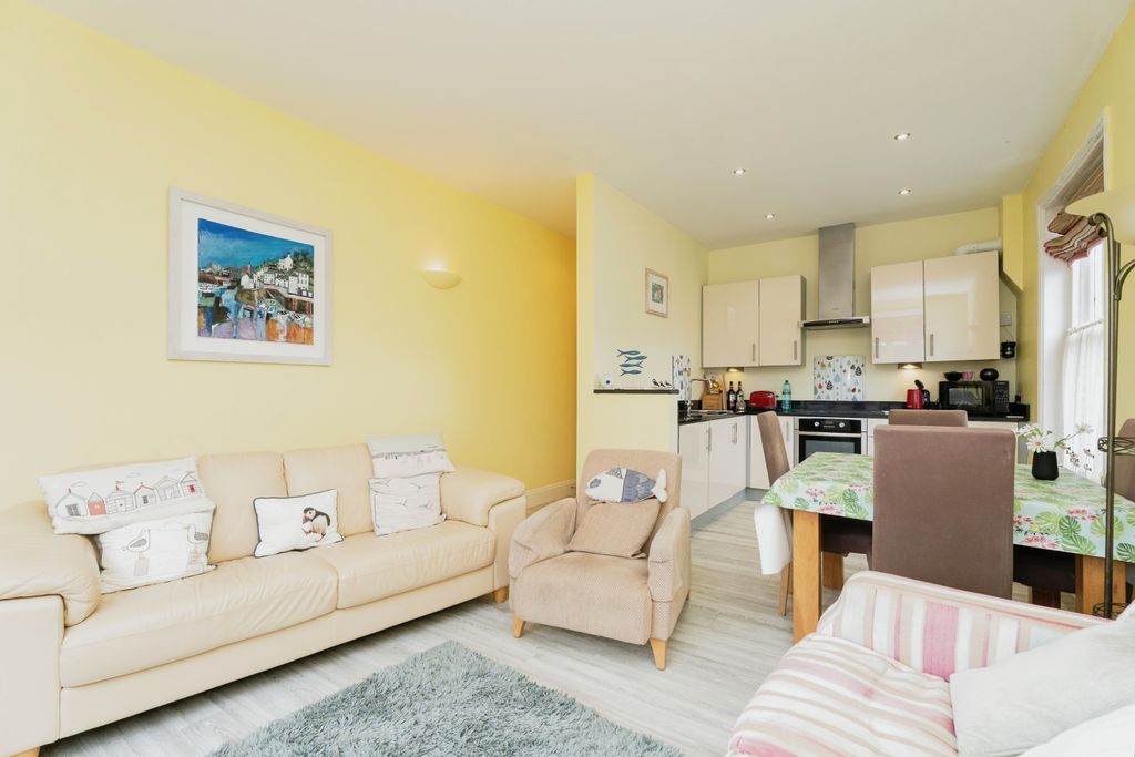 Property photo 2 of 17 Photography