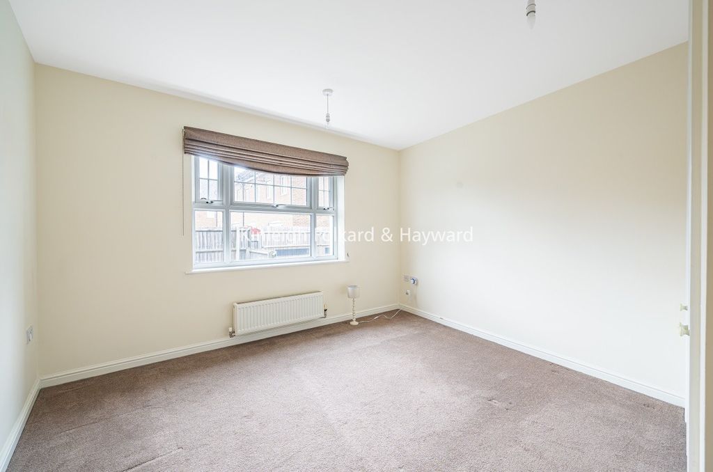 Property photo 3 of 12 Picture No. 04