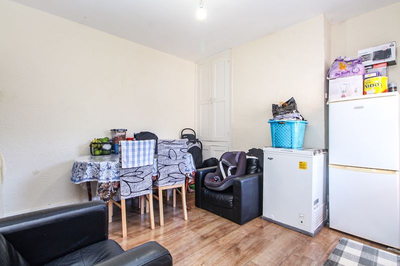 Property photo 3 of 10 Dining Room