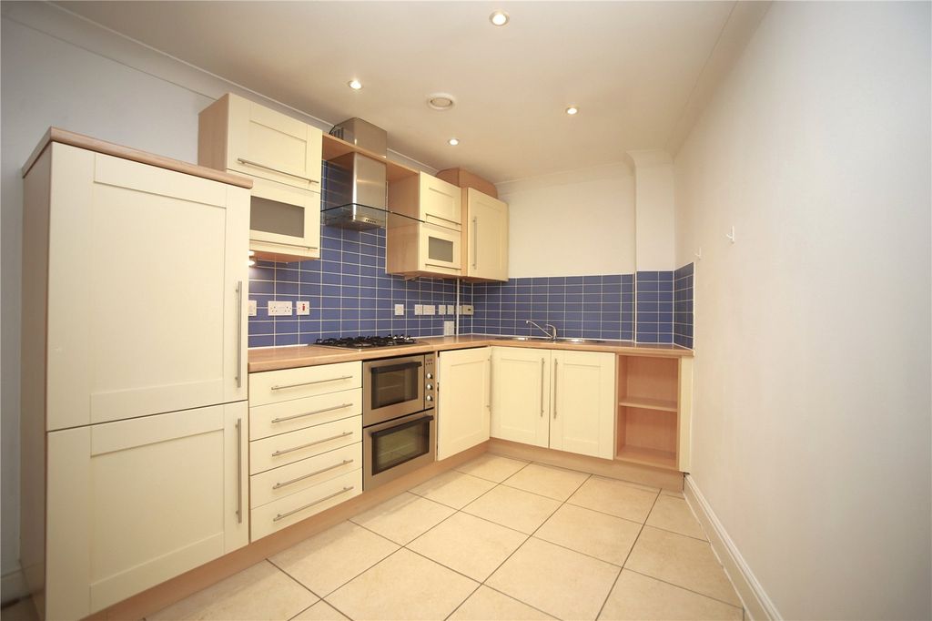 Property photo 3 of 11 Picture No. 29