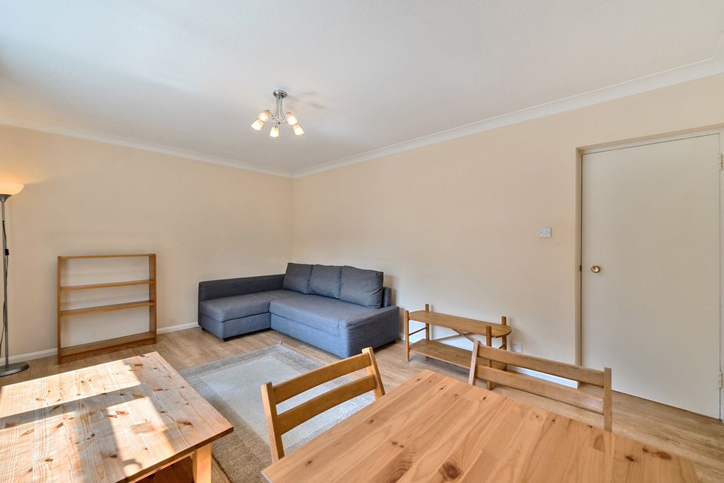 Property photo 2 of 20 38-6821E2c8c86ce-...