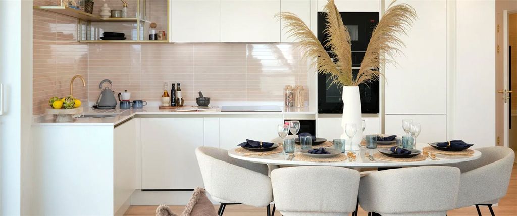 Property photo 3 of 24 Picture No. 38