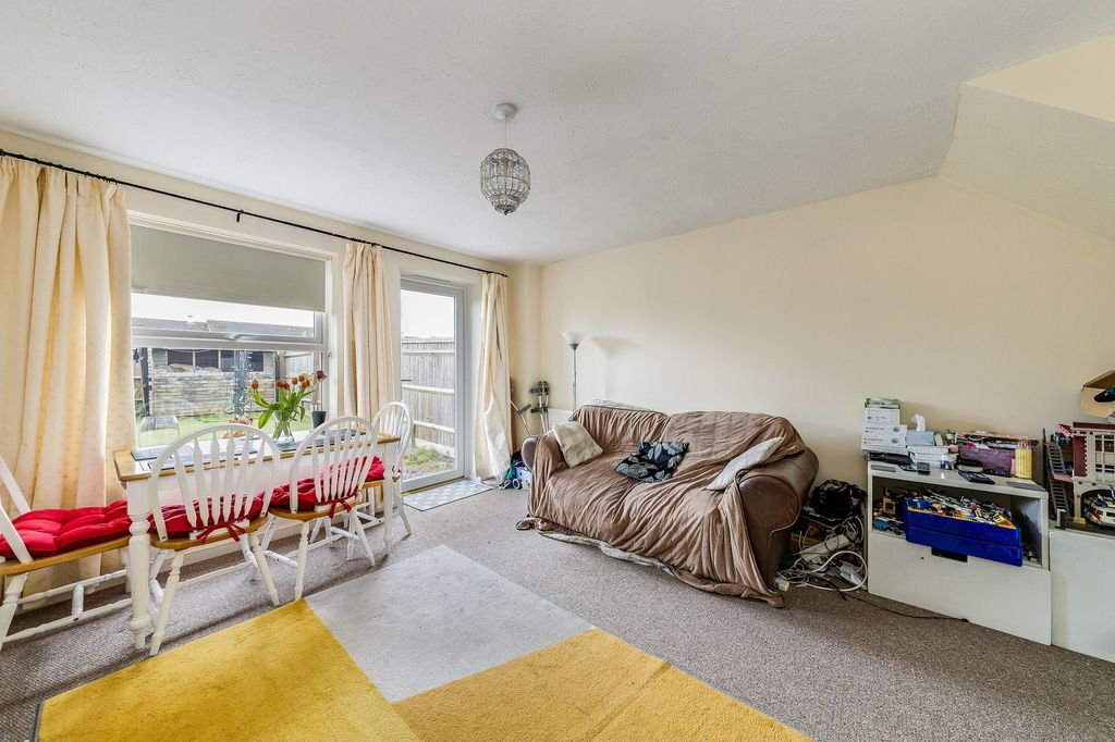 Property photo 2 of 13