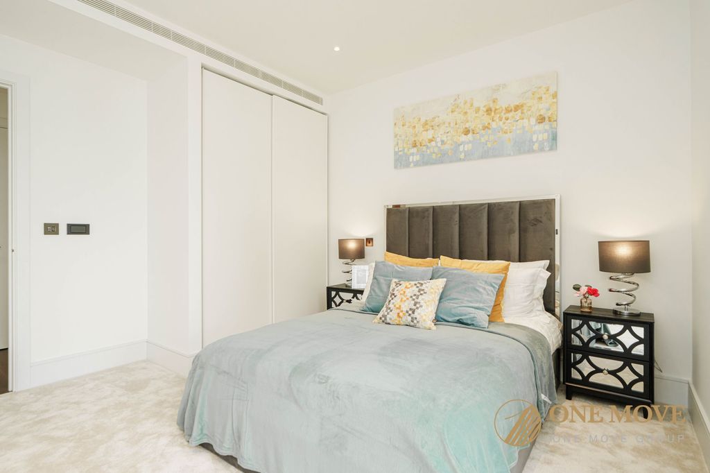 Property photo 2 of 28