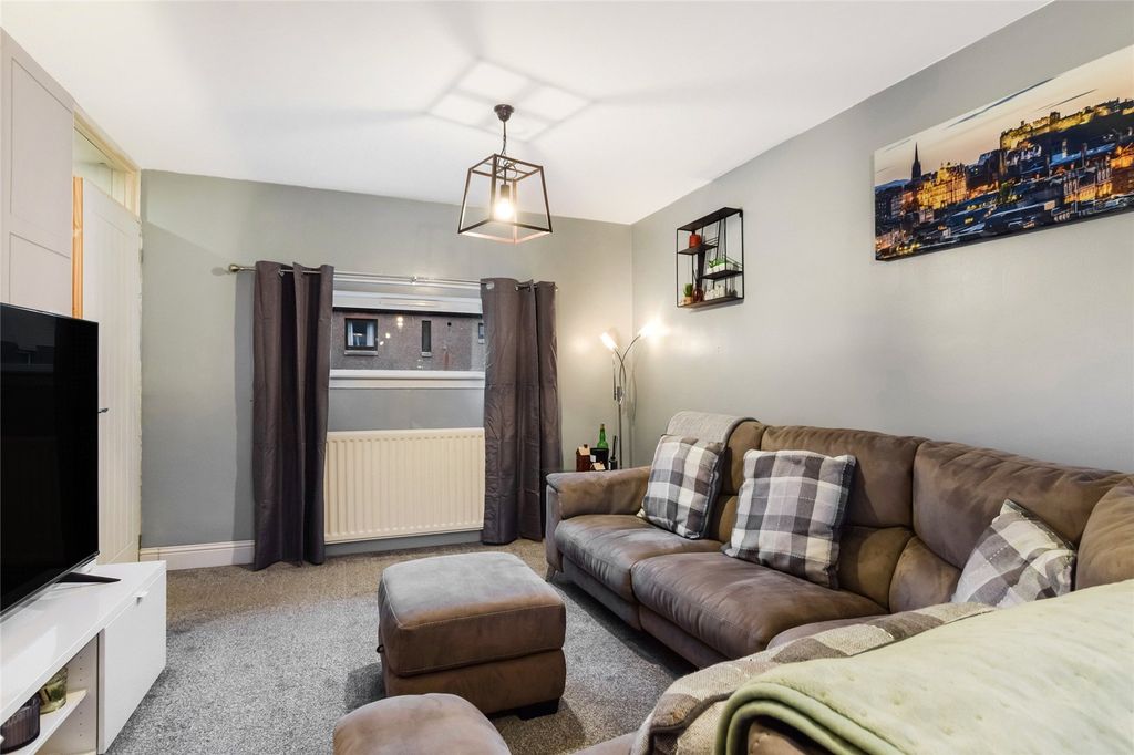 Property photo 3 of 21 Picture No. 03