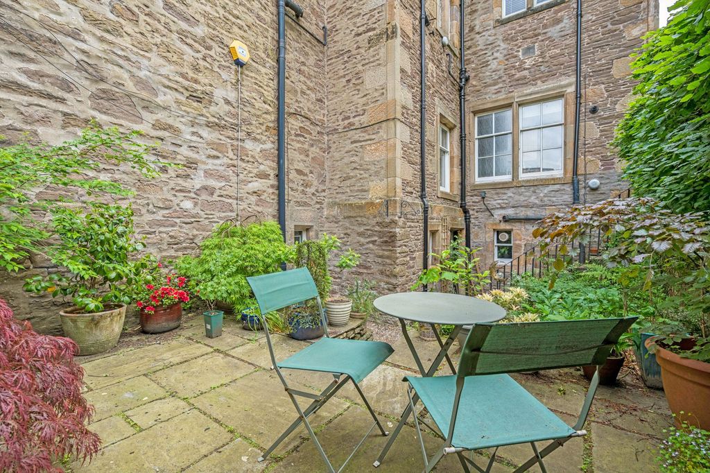 Additional image 13 of 2 bed flat for saleHigh Street, Dunblane FK15