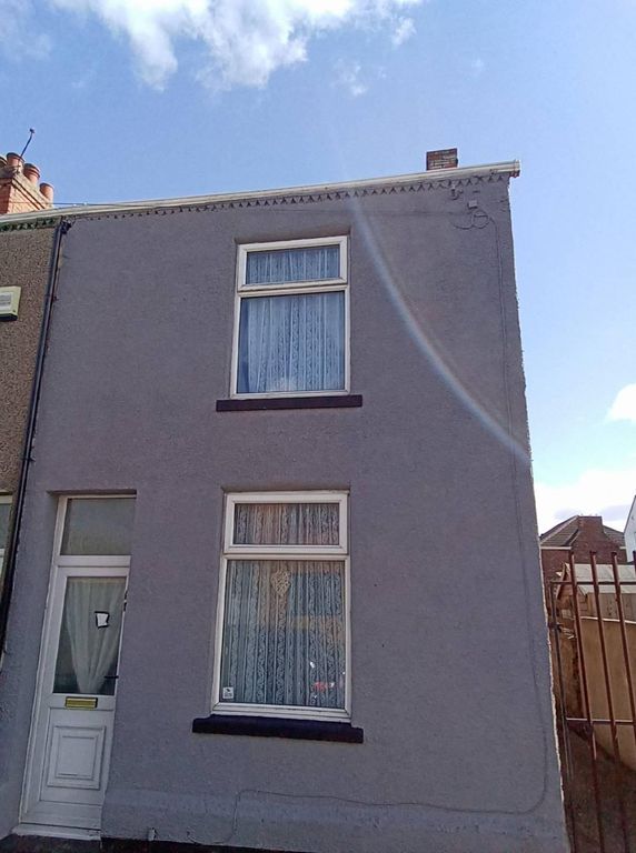 Property photo 1 of 2