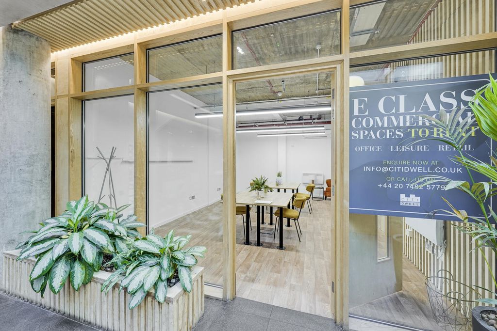 Property photo 3 of 9 Exterior