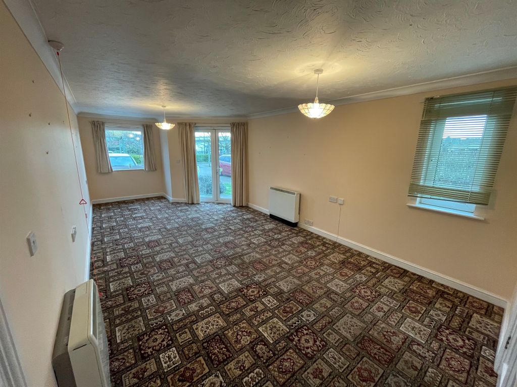 Property photo 3 of 9