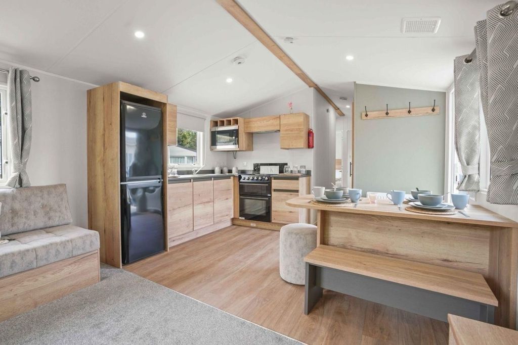 Property photo 2 of 7 Willerby Midhurst 2024 Car0062751 107866166.Jpeg