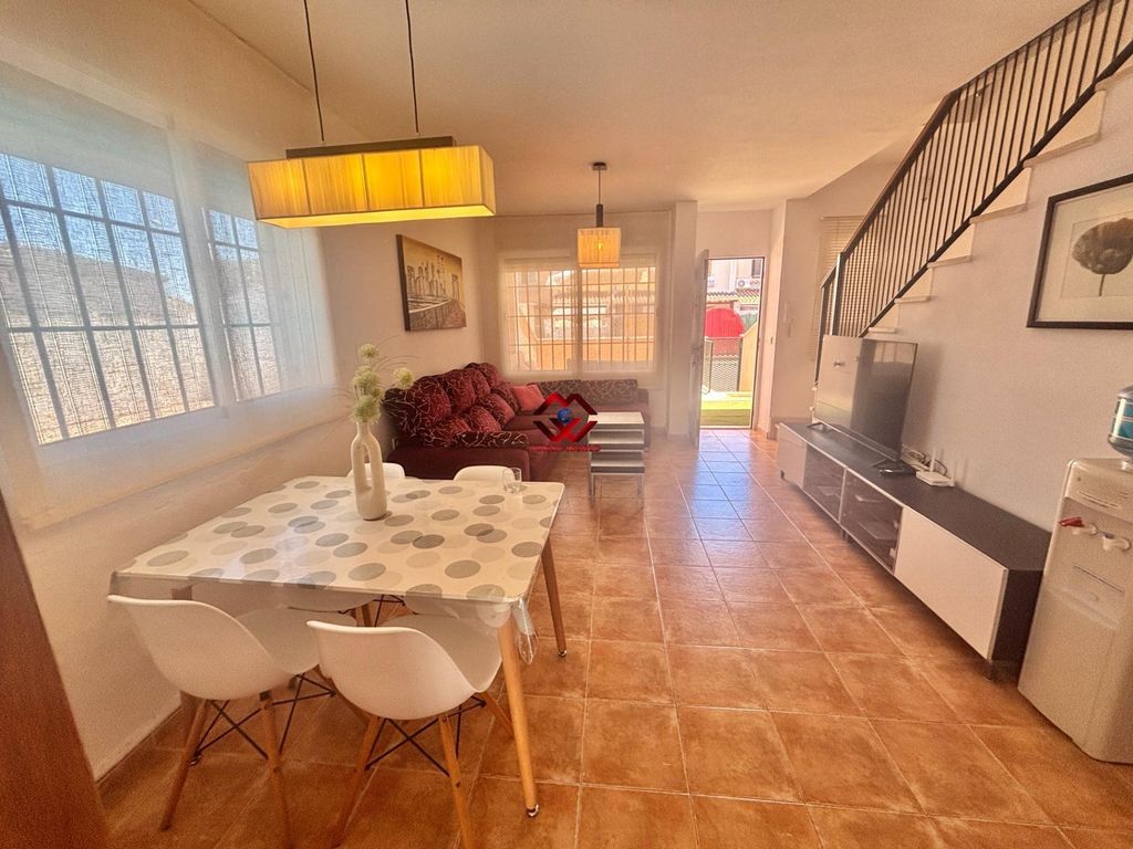 Property photo 1 of 32