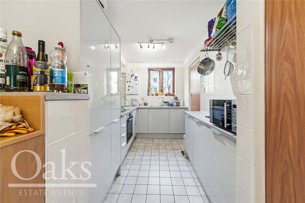 Property photo 3 of 12 Picture No. 13