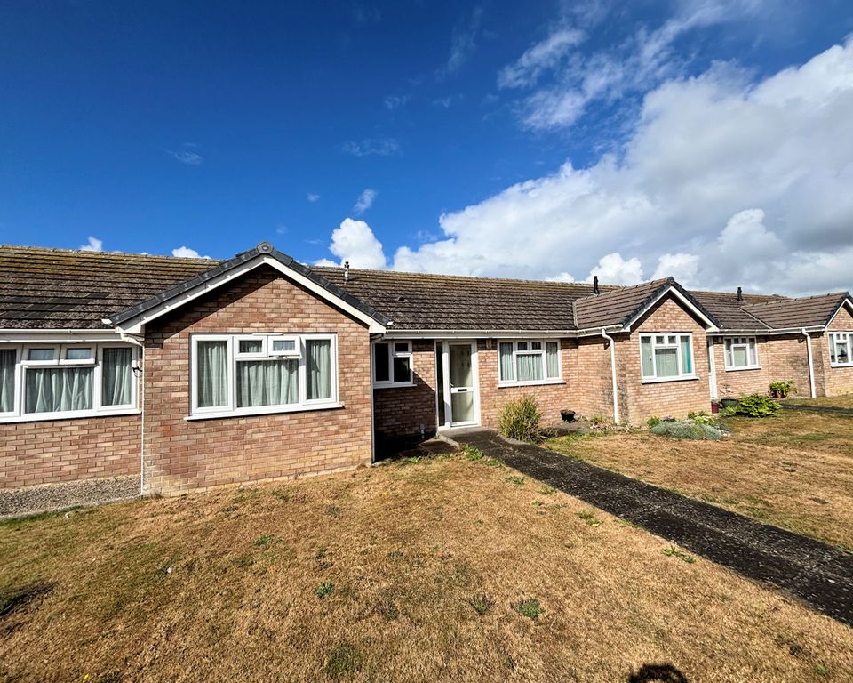 Property photo 3 of 34