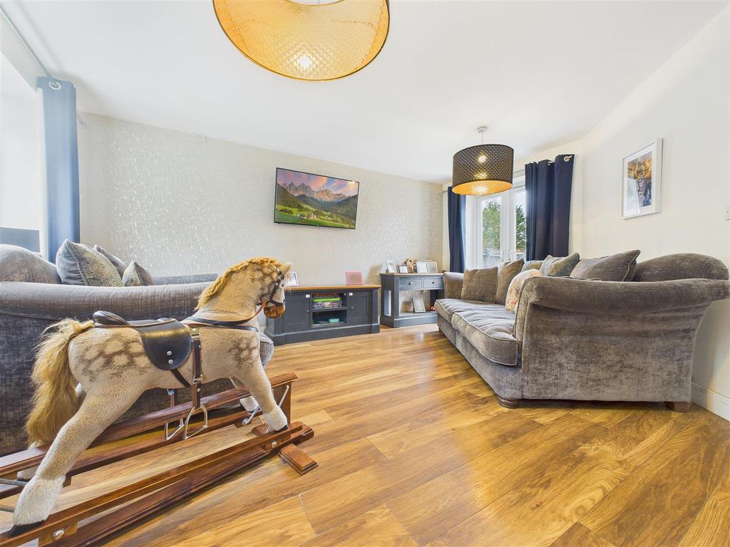 Property photo 2 of 16 Cam02453G0-Pr0197-Still001.Jpg