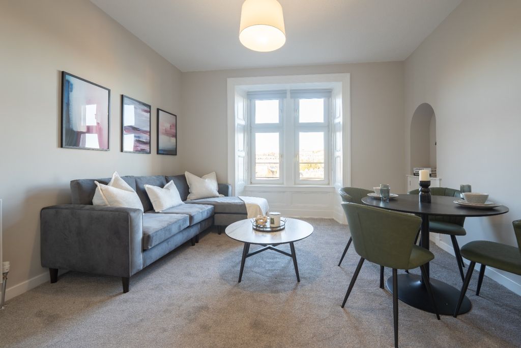 Property photo 2 of 10 Photo 2