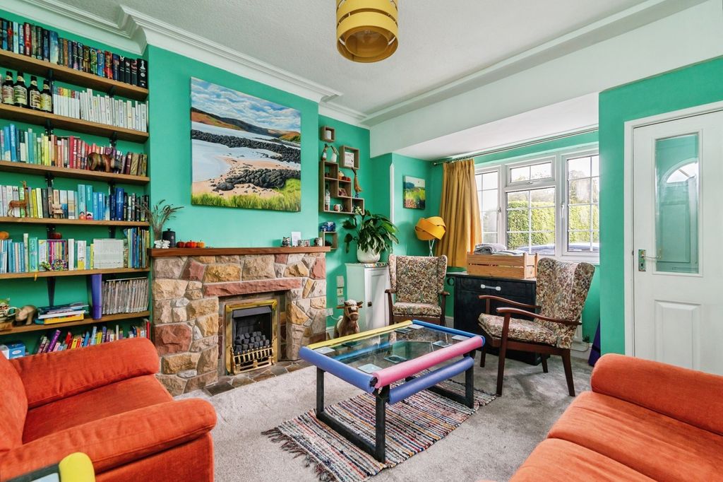 Property photo 2 of 19 Pbox-Img.Jpg