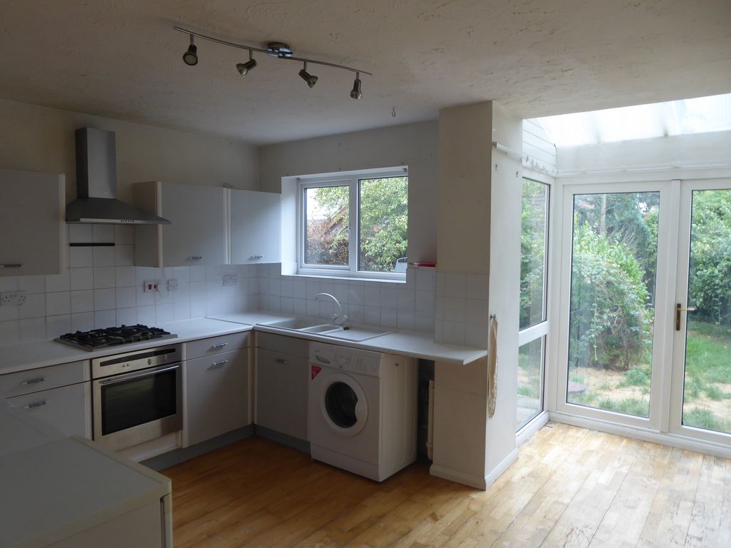 Property photo 3 of 6 Kitchen/Diner