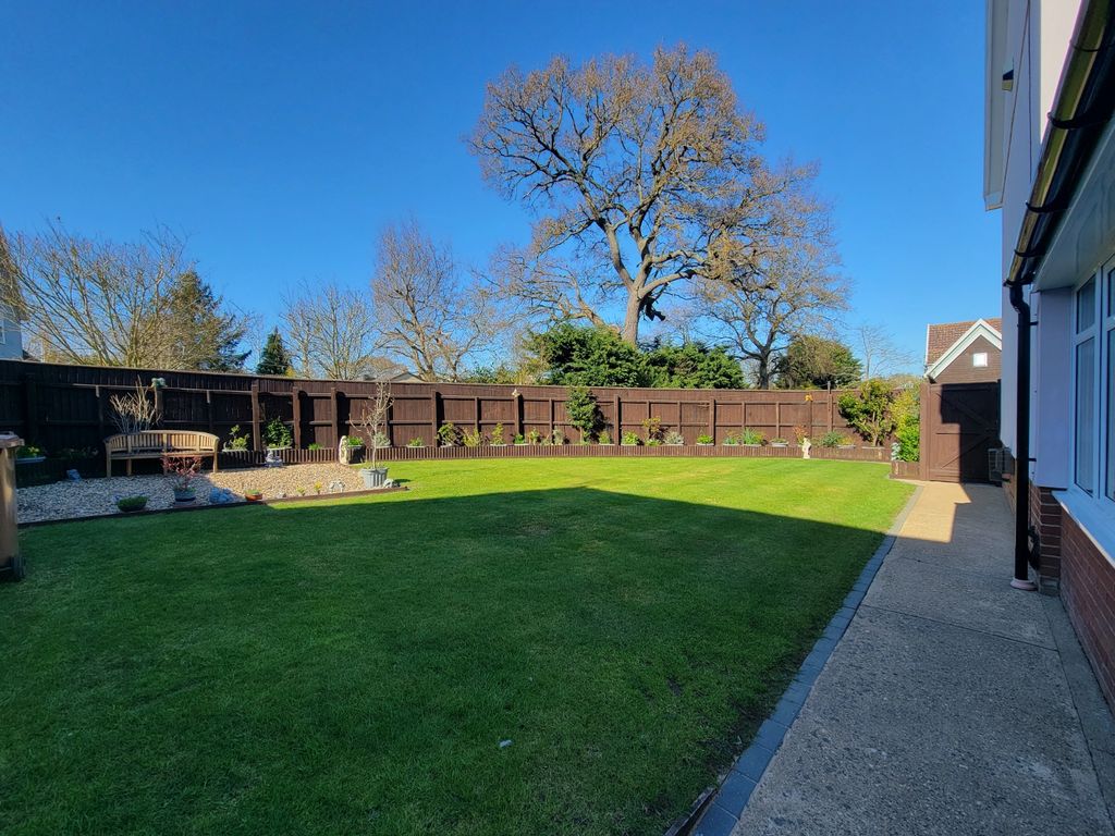 Property photo 2 of 19