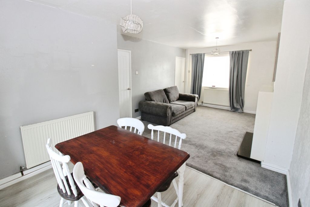 Property photo 3 of 24 Dining Area