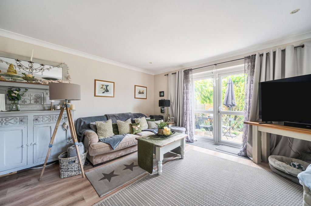 Property photo 3 of 14 1451993-2-69F28d6...