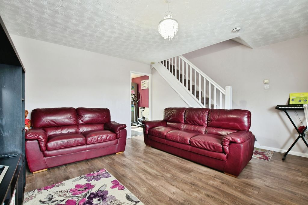 Property photo 3 of 16 Photo