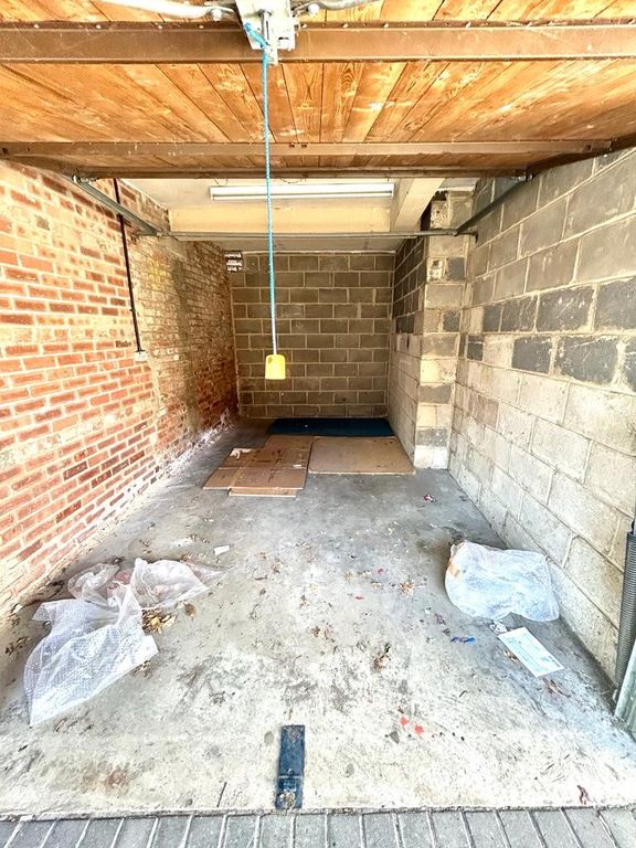 Property photo 1 of 1
